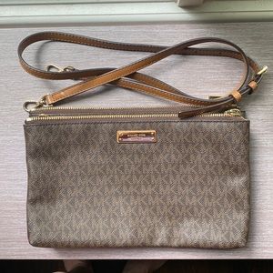 Michael Kors Crossbody Purse